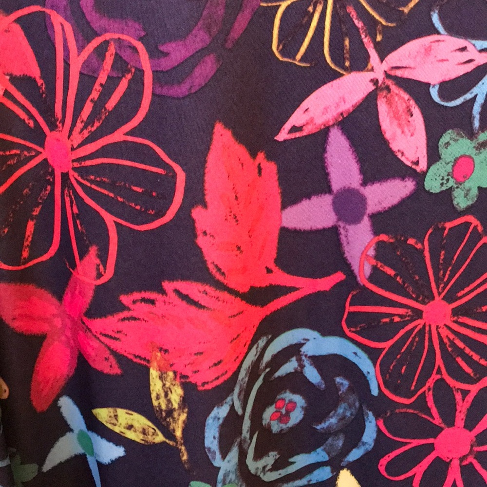 Lularoe - Picture 3 of 3